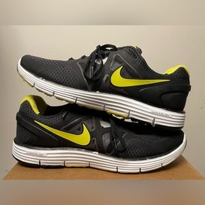 Pre-Owned Nike Lunarglide 3 Size 11 Men’s Sneakers Black/Volt/White